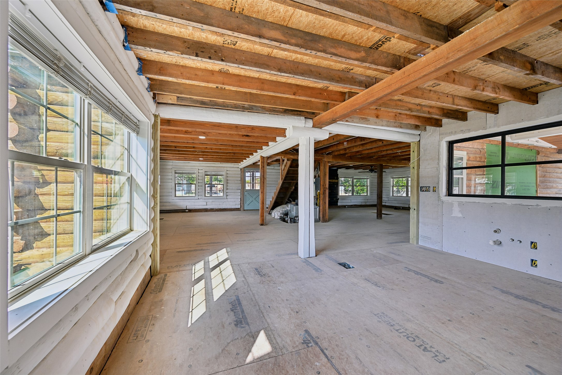 main property photo 25