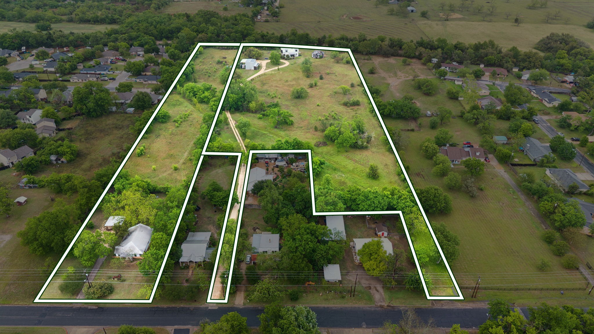 main property photo 39