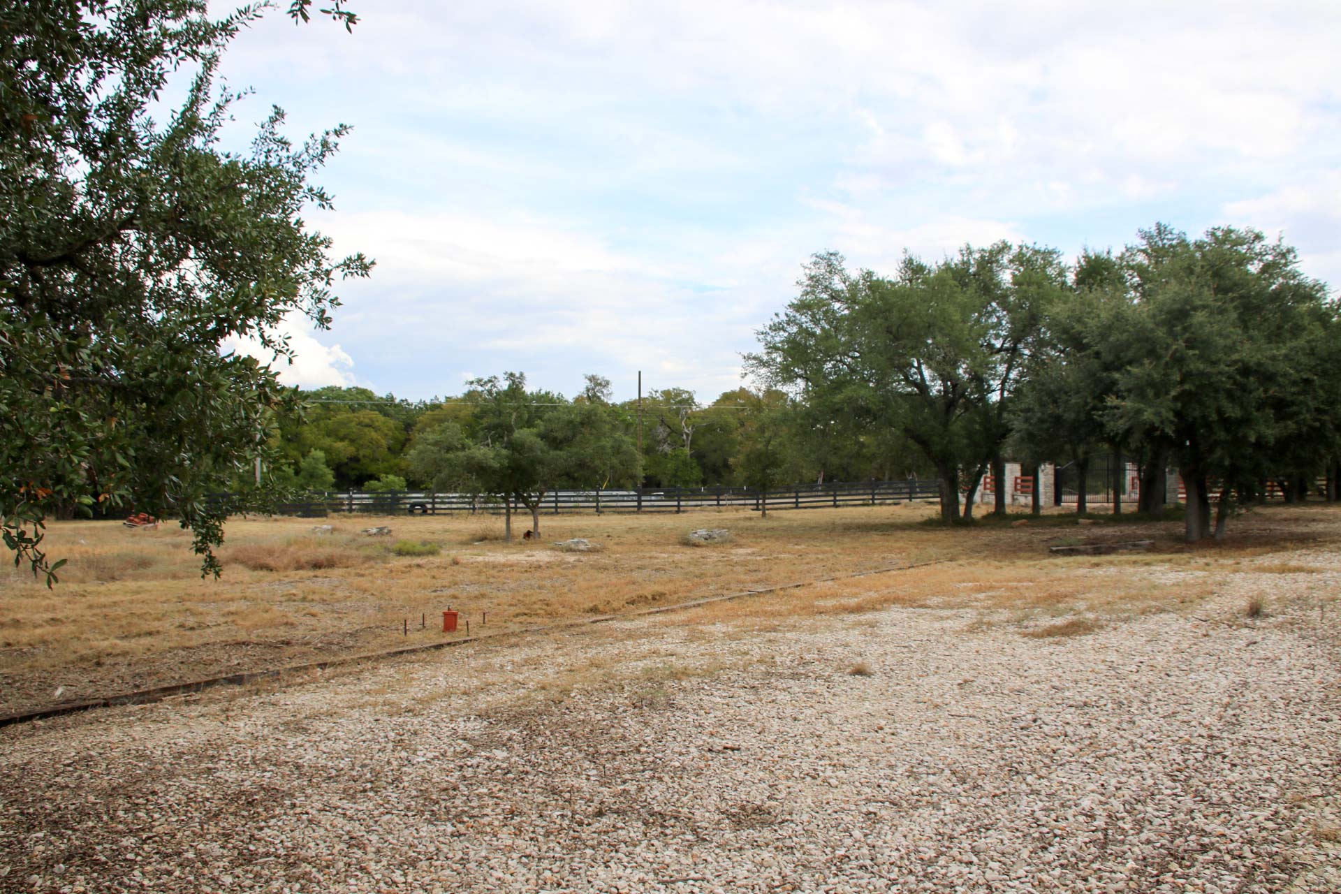 main property photo 18