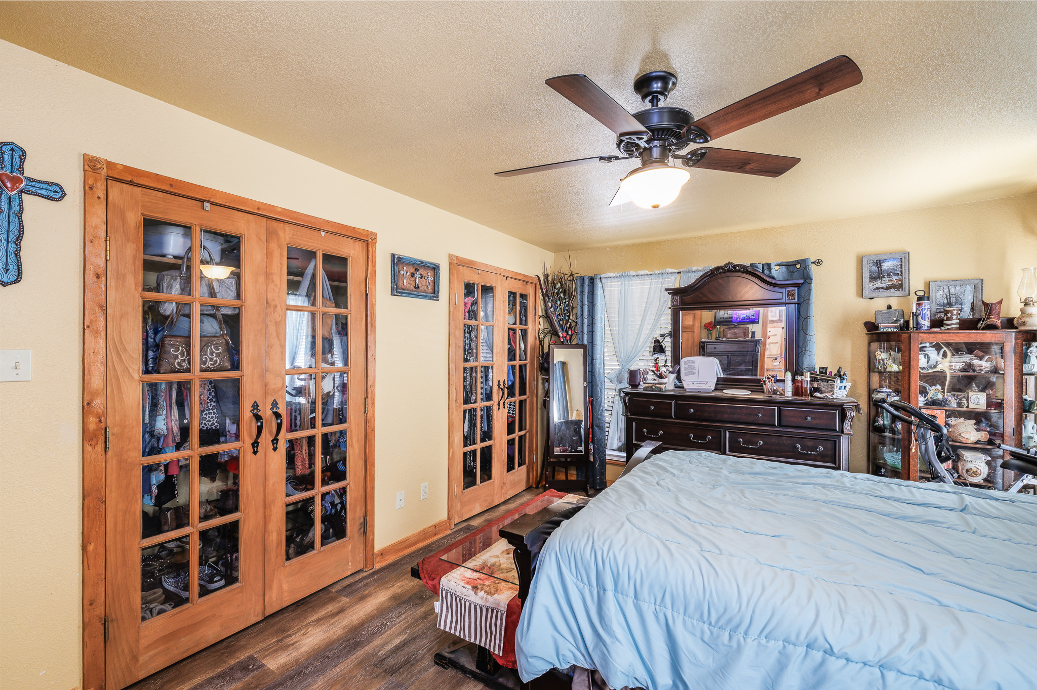 main property photo 12