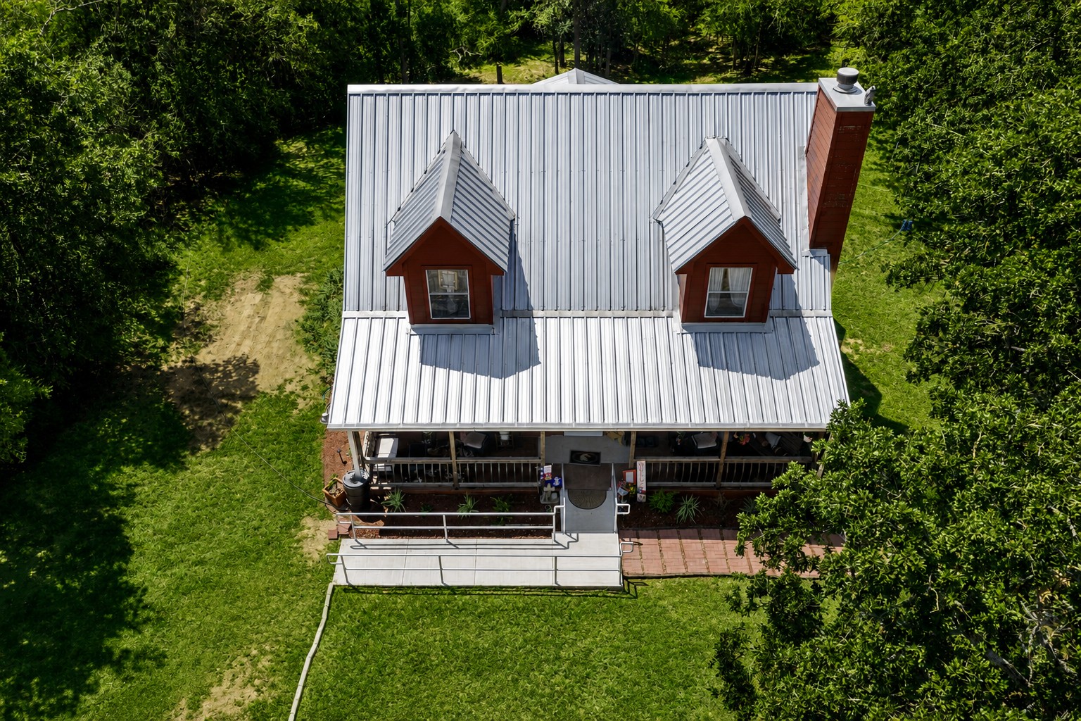 main property photo 35