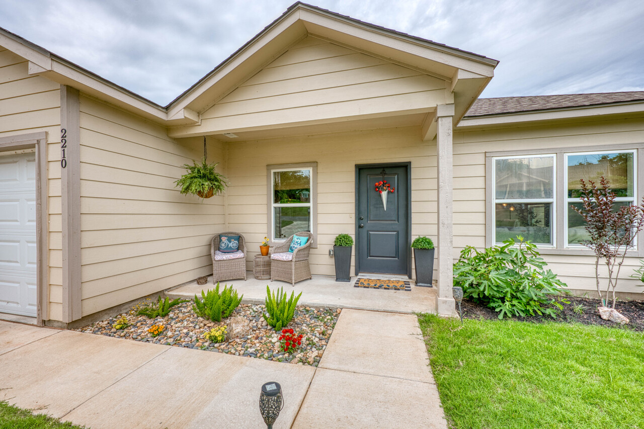 main property photo 1