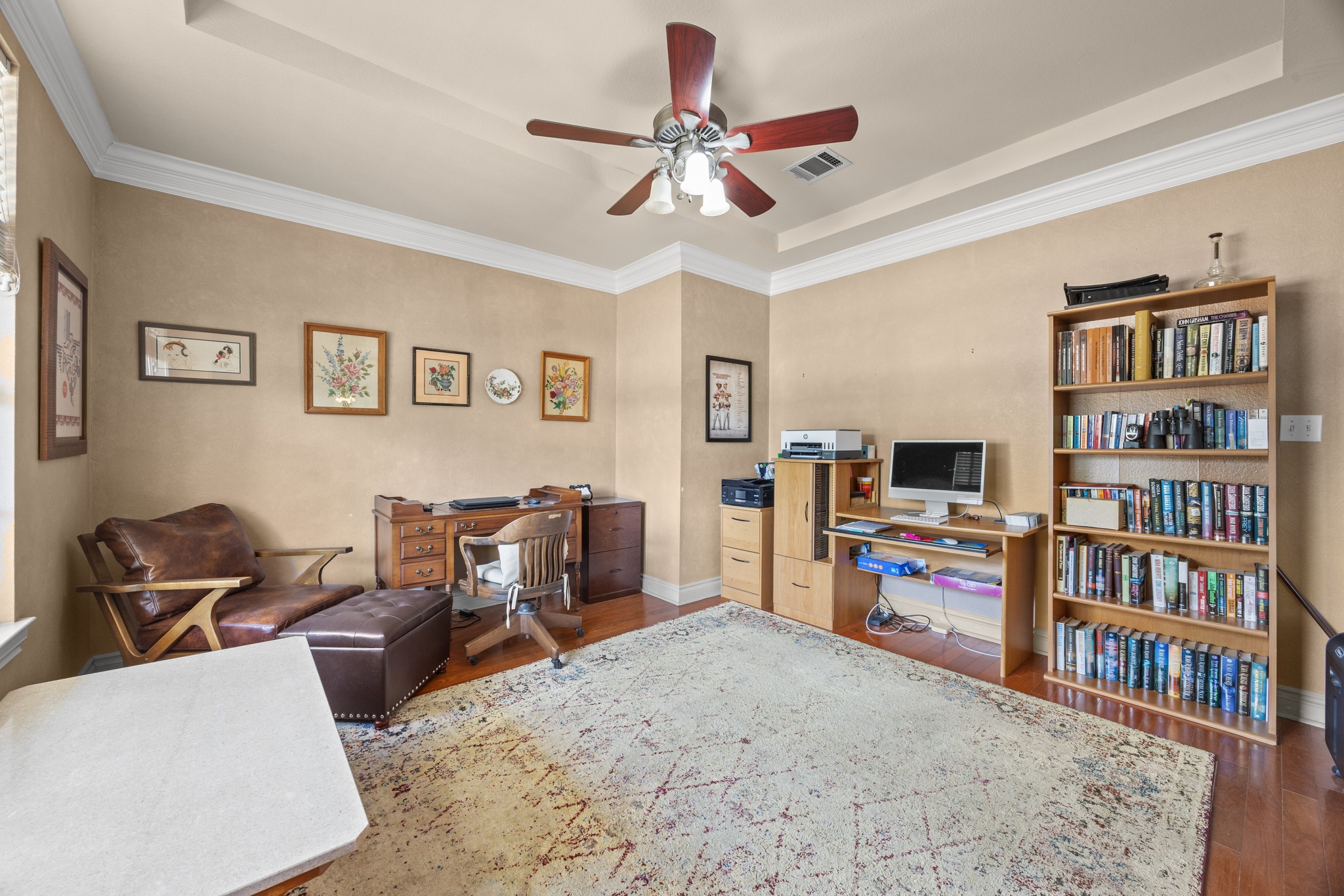 main property photo 17
