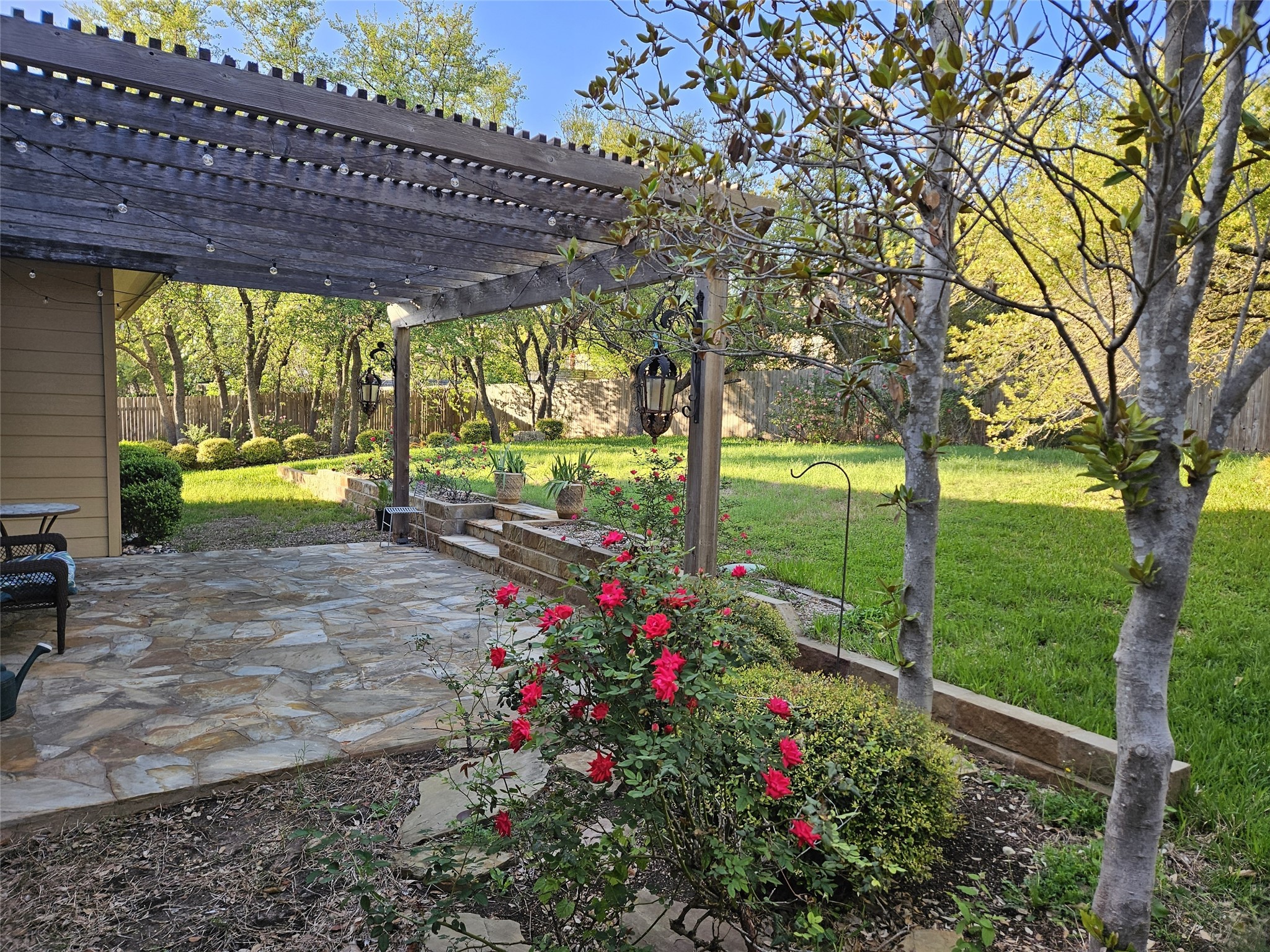 main property photo 33