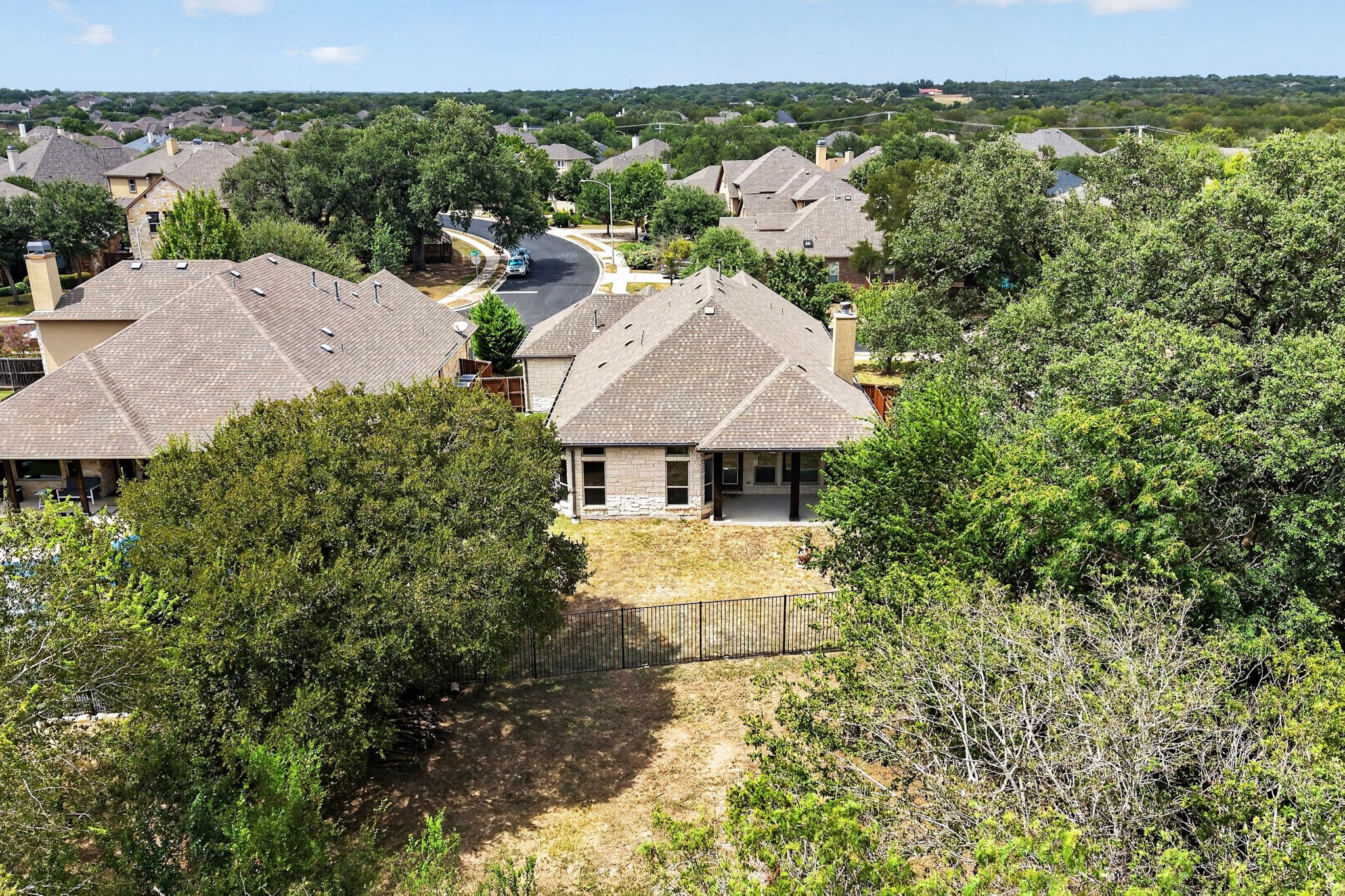 main property photo 26