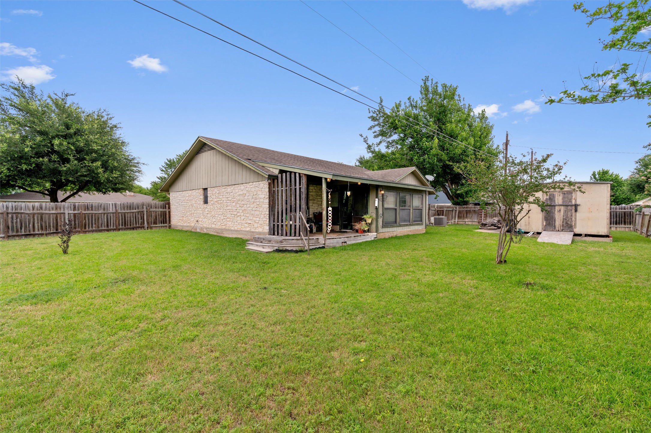 main property photo 27