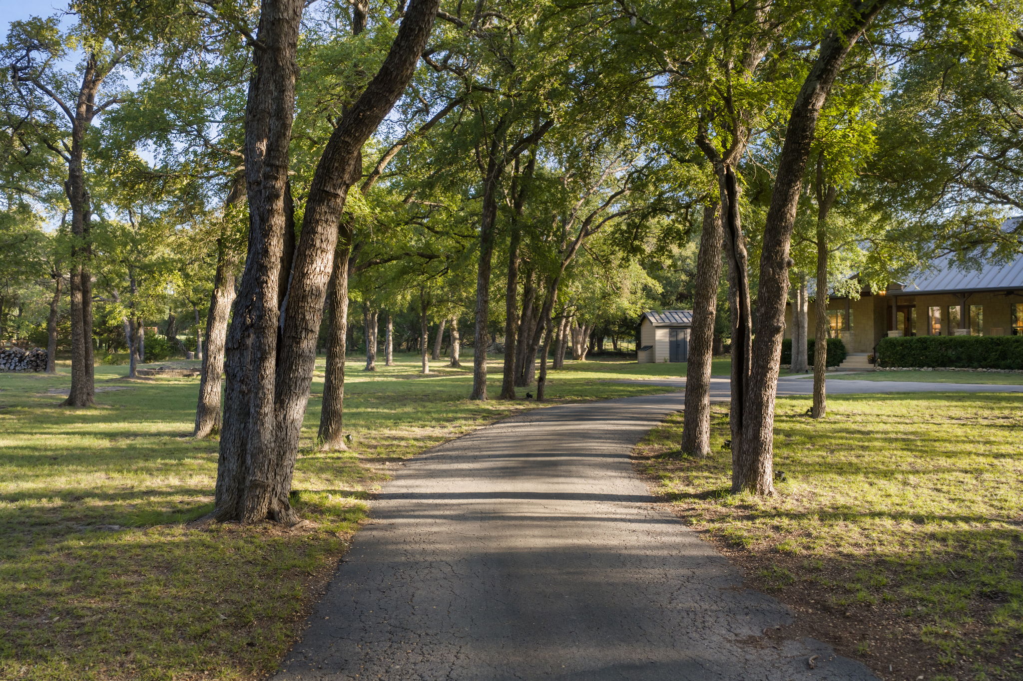 main property photo 34