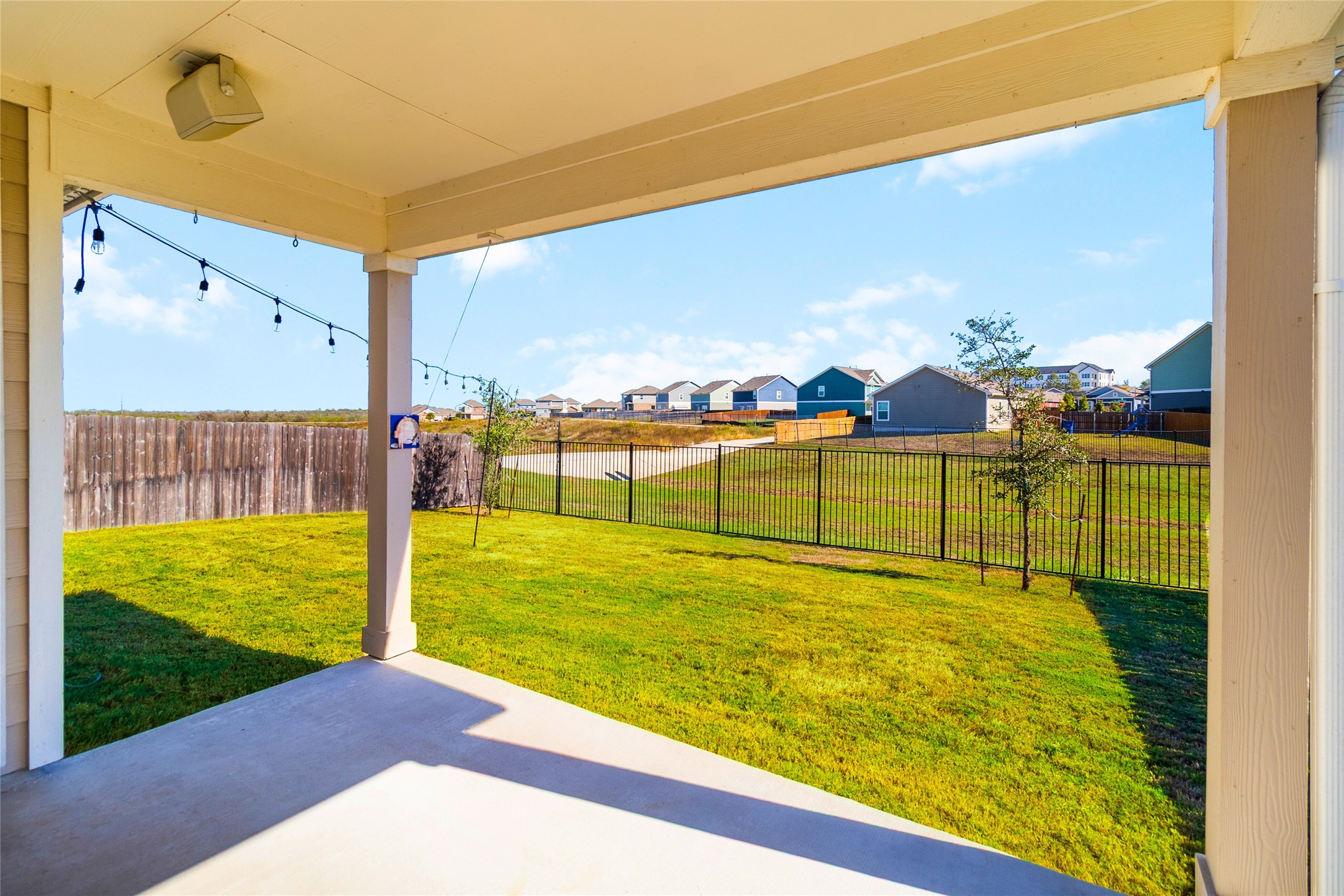 main property photo 31