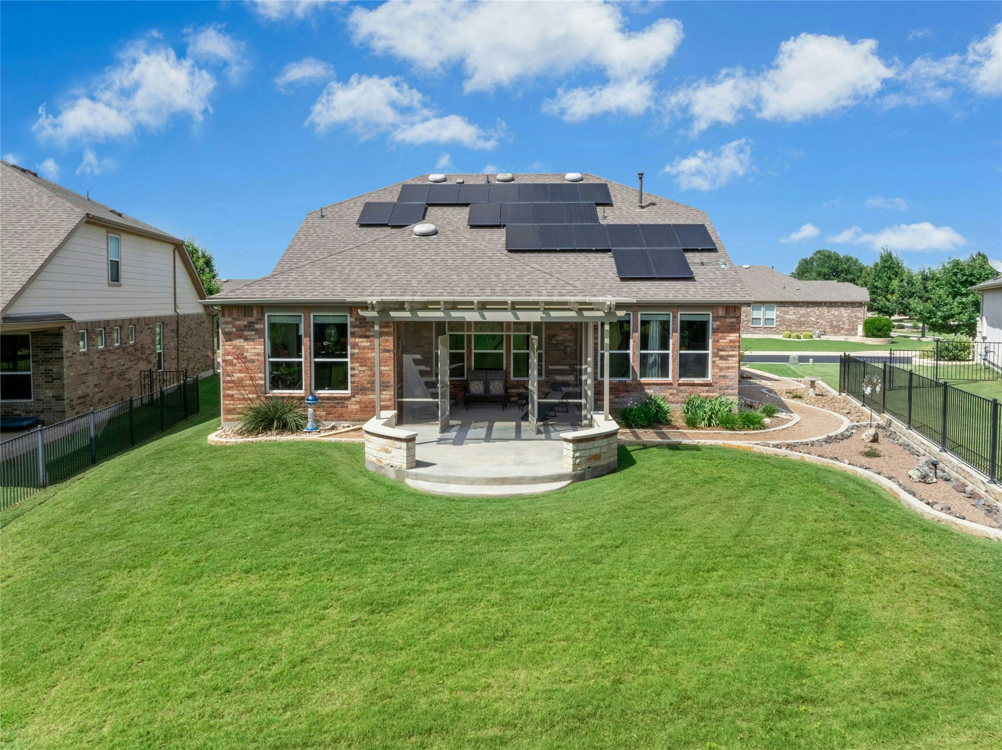 main property photo 31