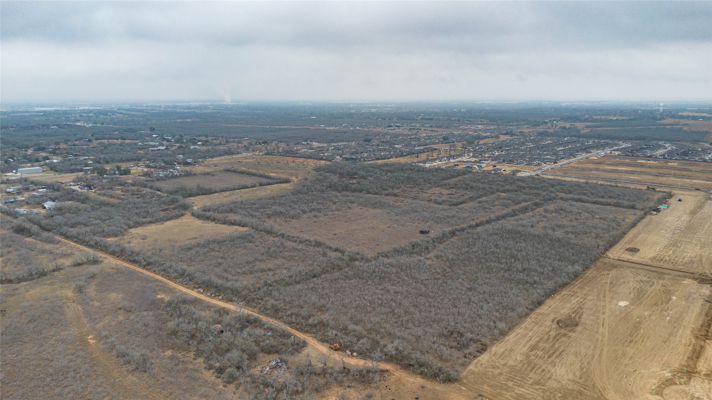 main property photo 11