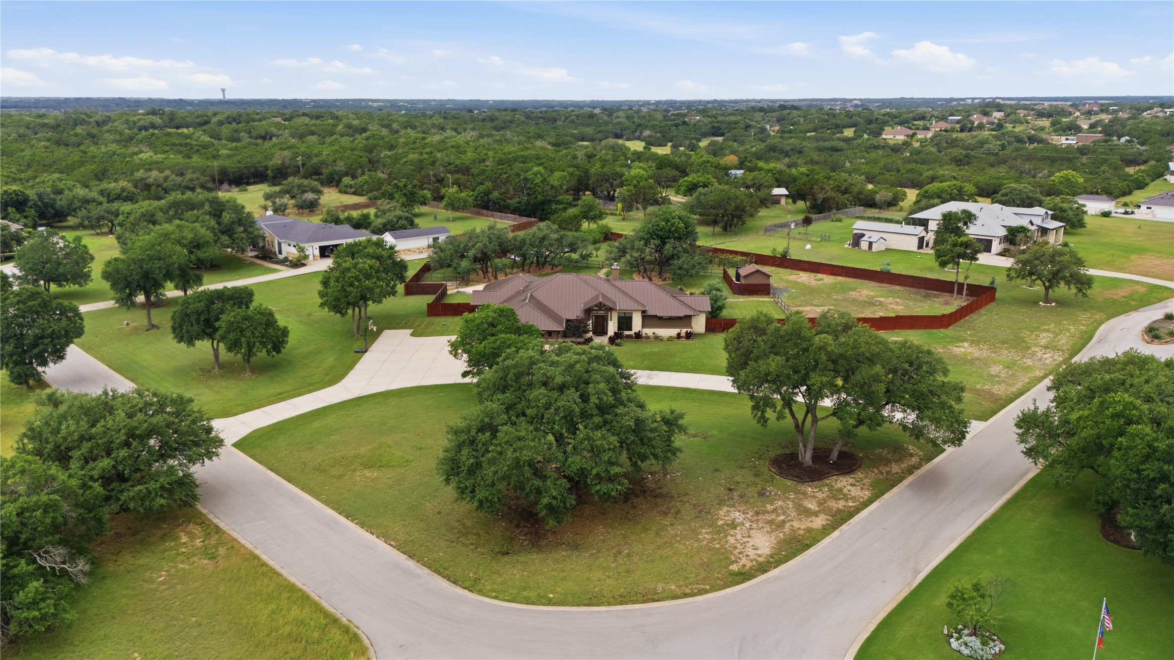 main property photo 36