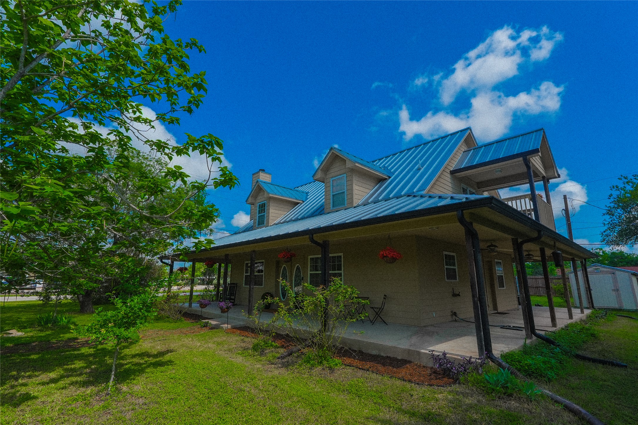 main property photo 28