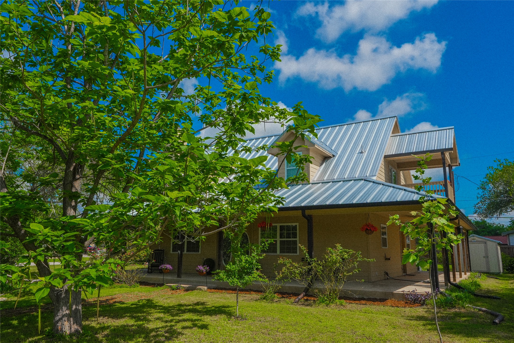 main property photo 30