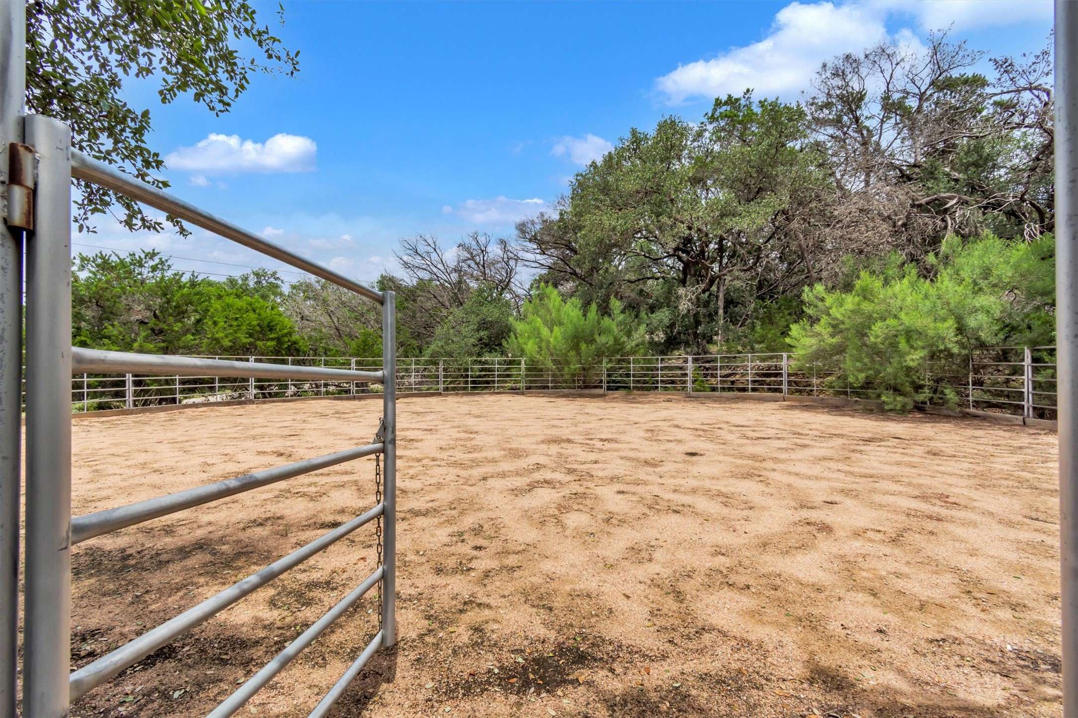 main property photo 38
