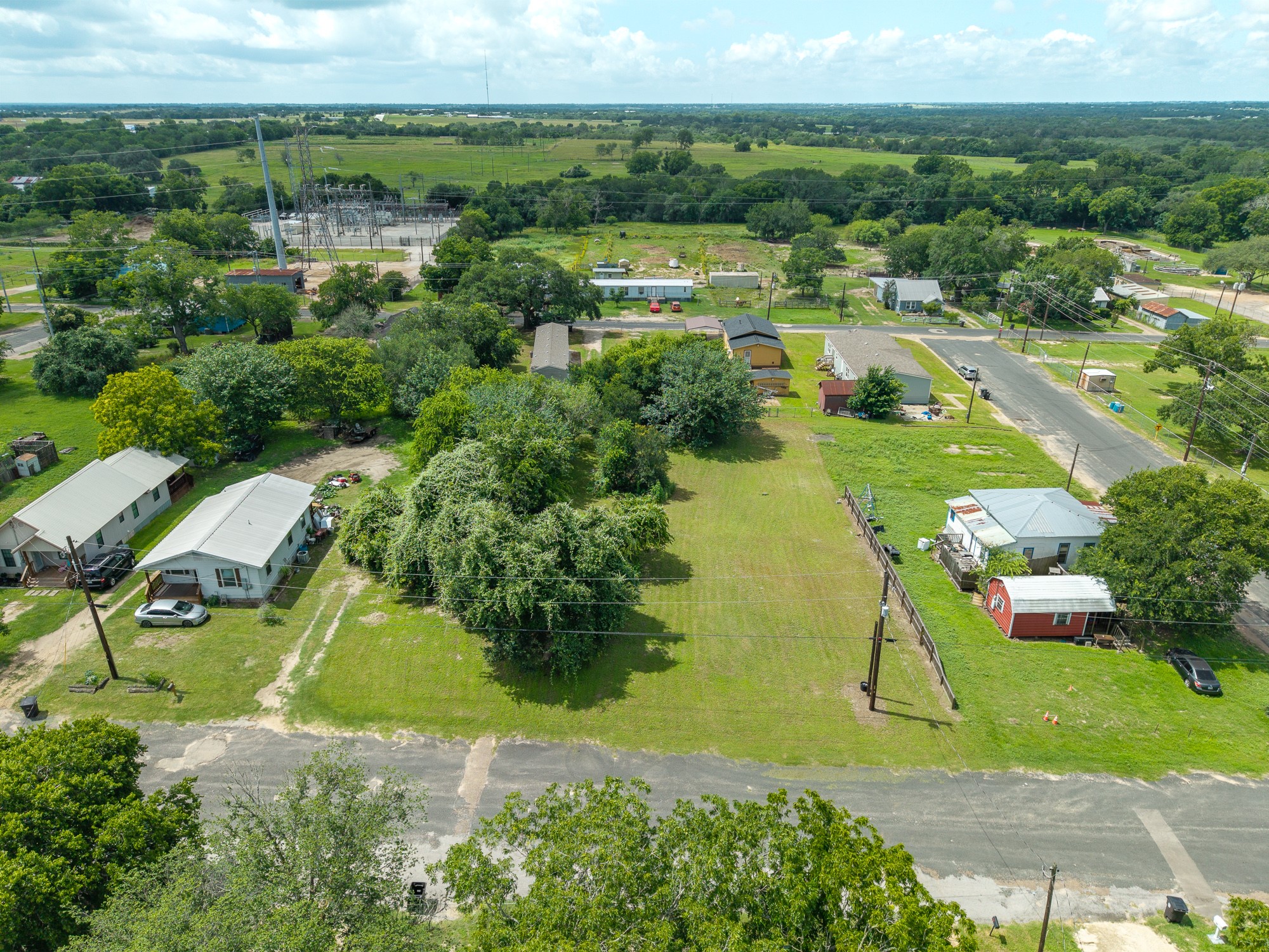 main property photo 8