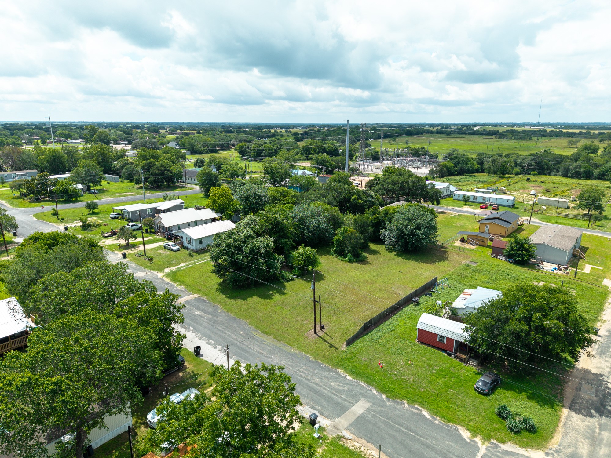 main property photo 9