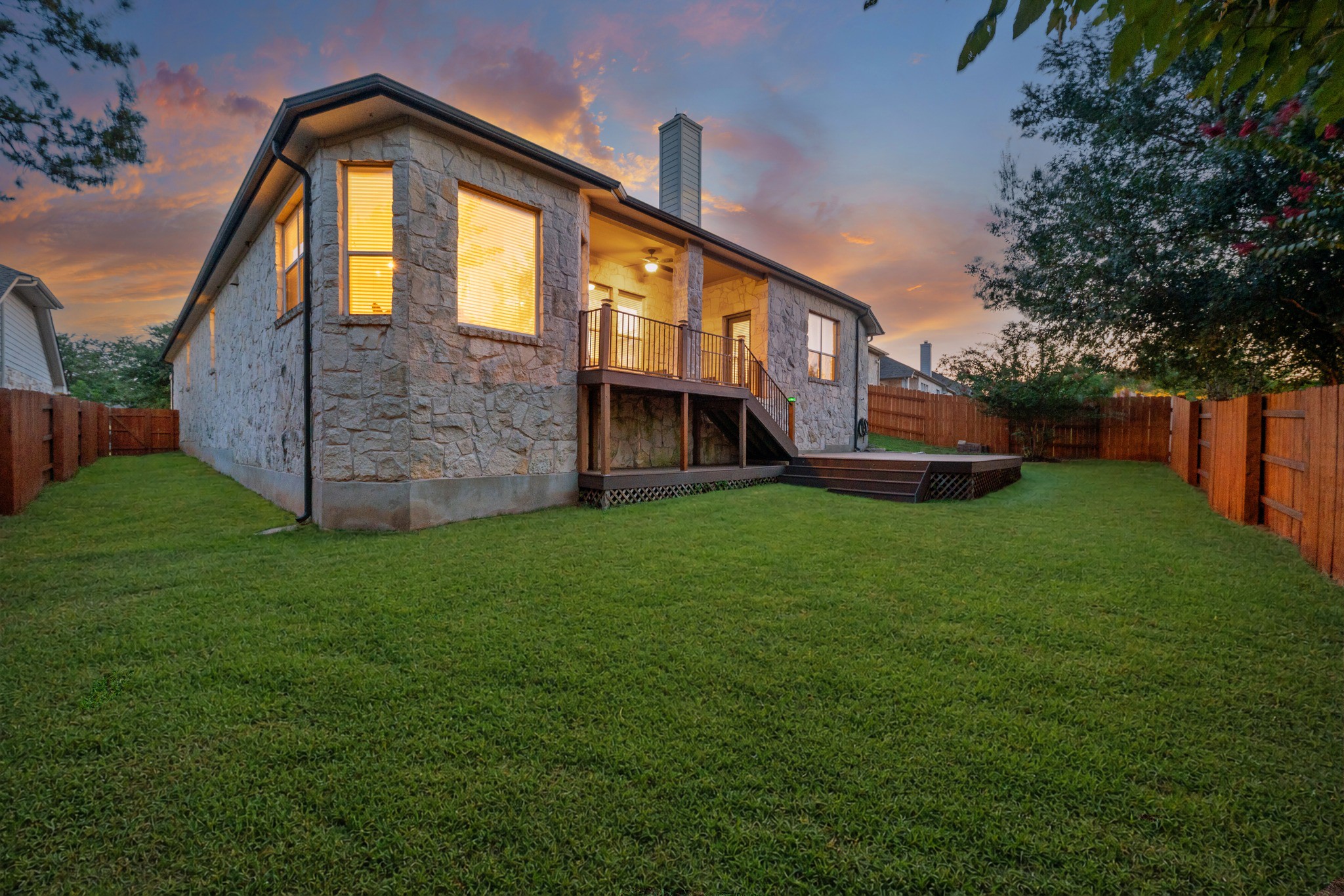 main property photo 23