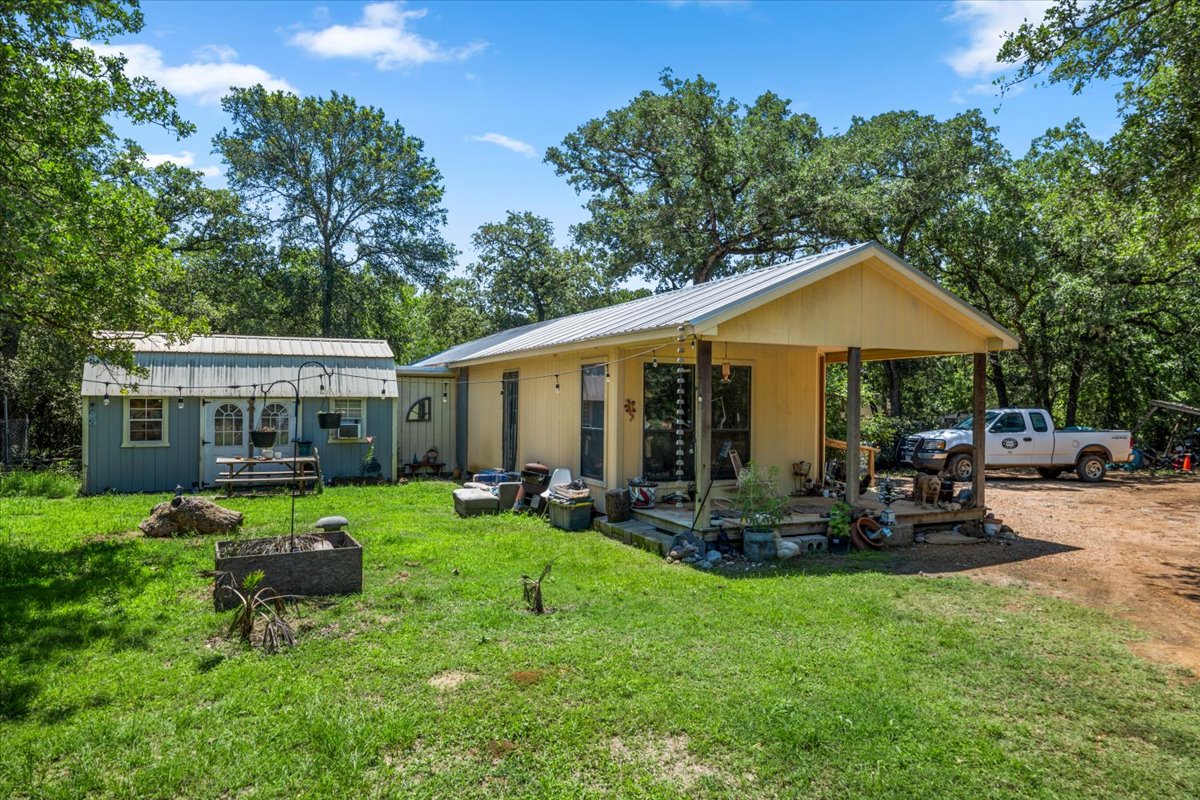 main property photo 13