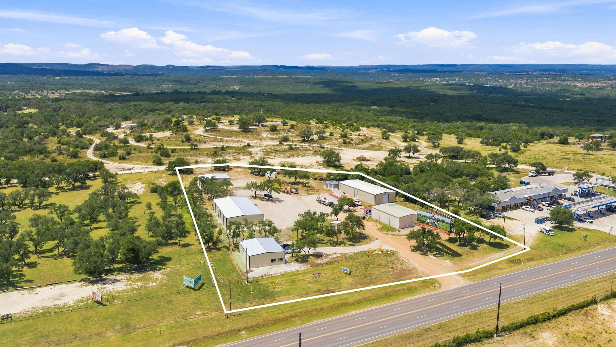 main property photo 5