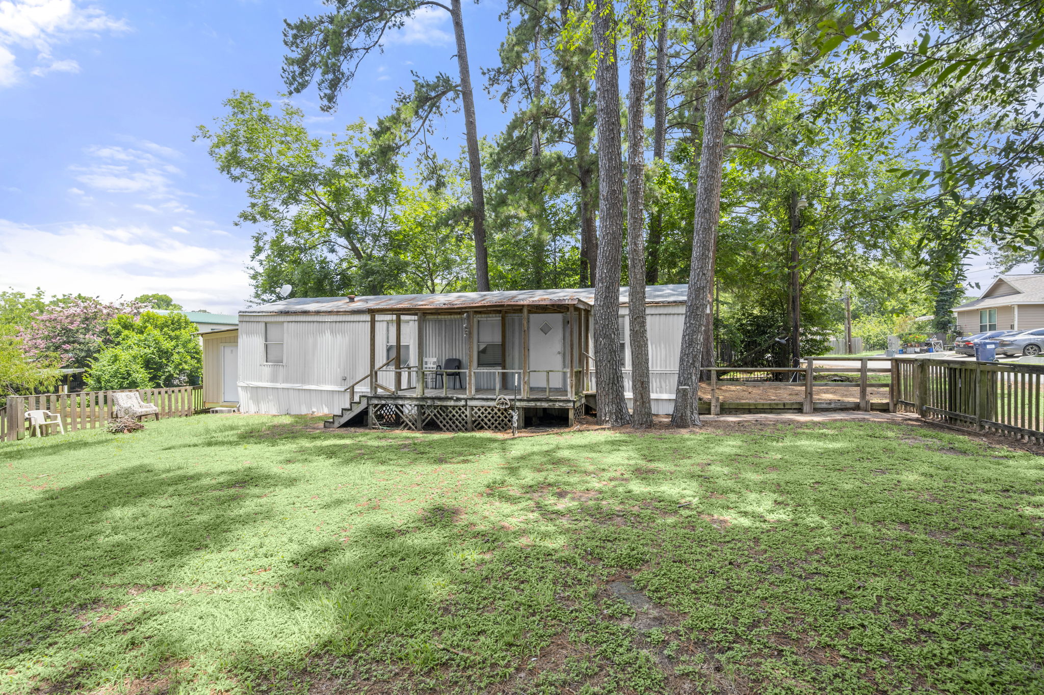 main property photo 18
