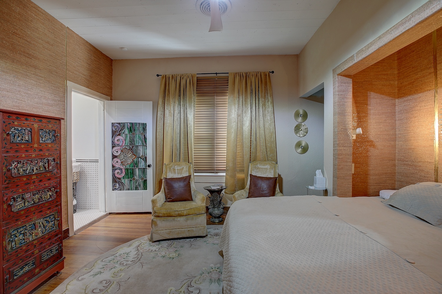 main property photo 25