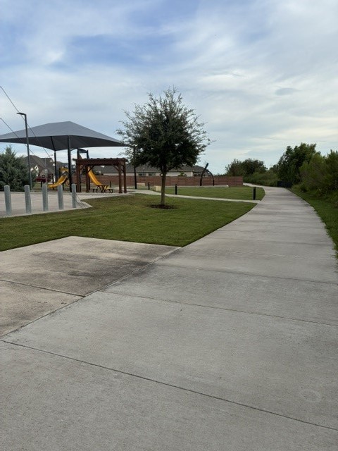 main property photo 28