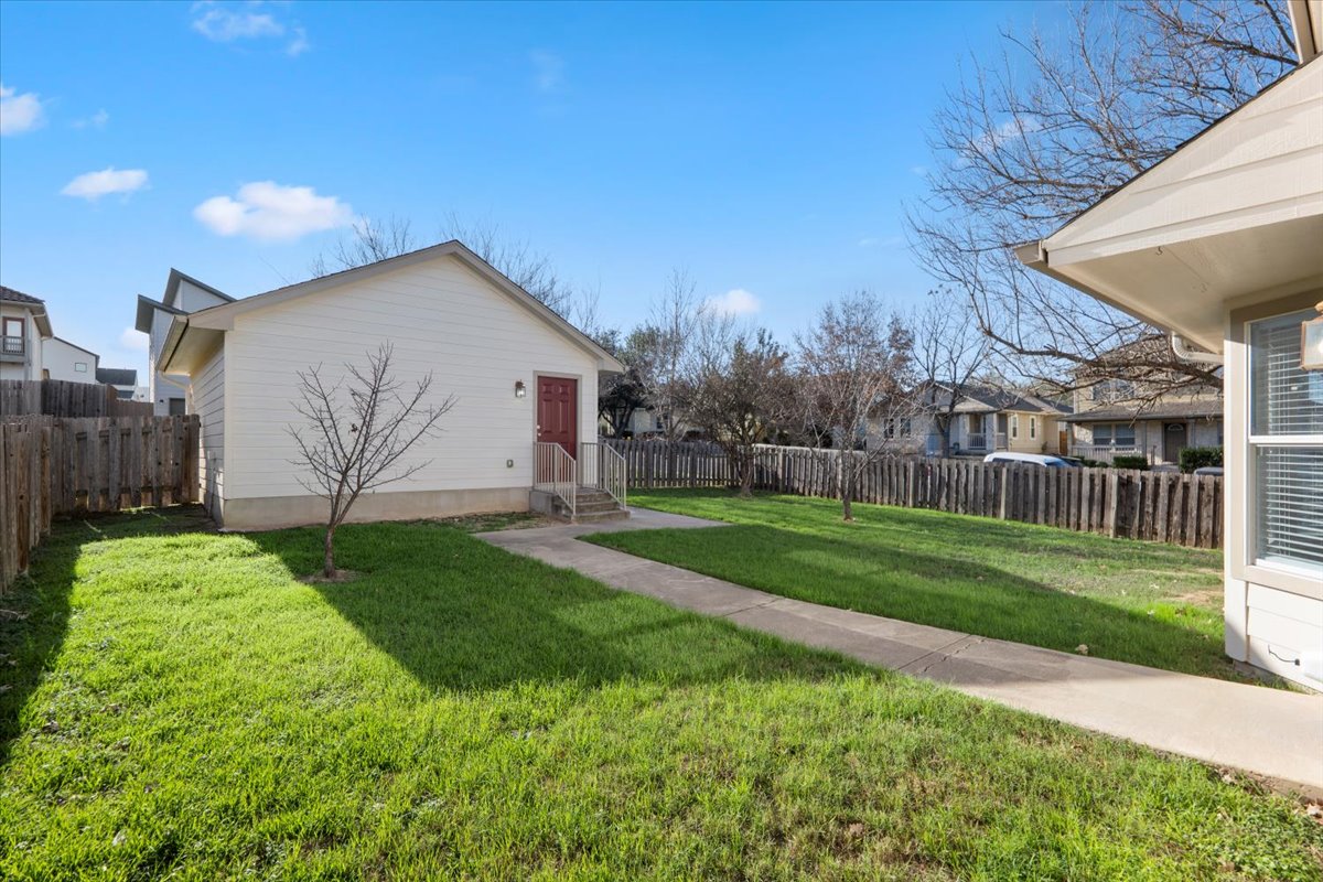 main property photo 32