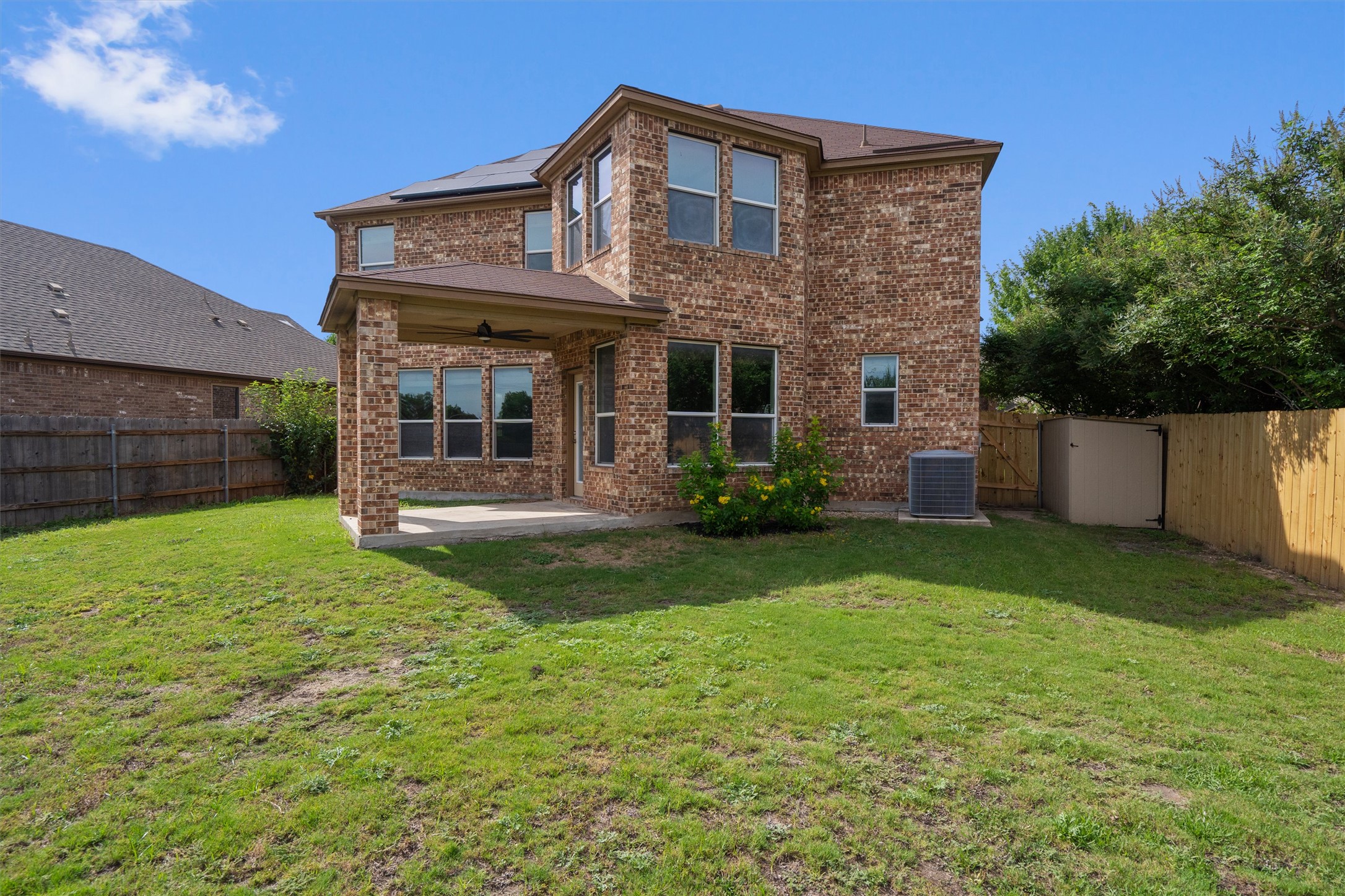main property photo 30
