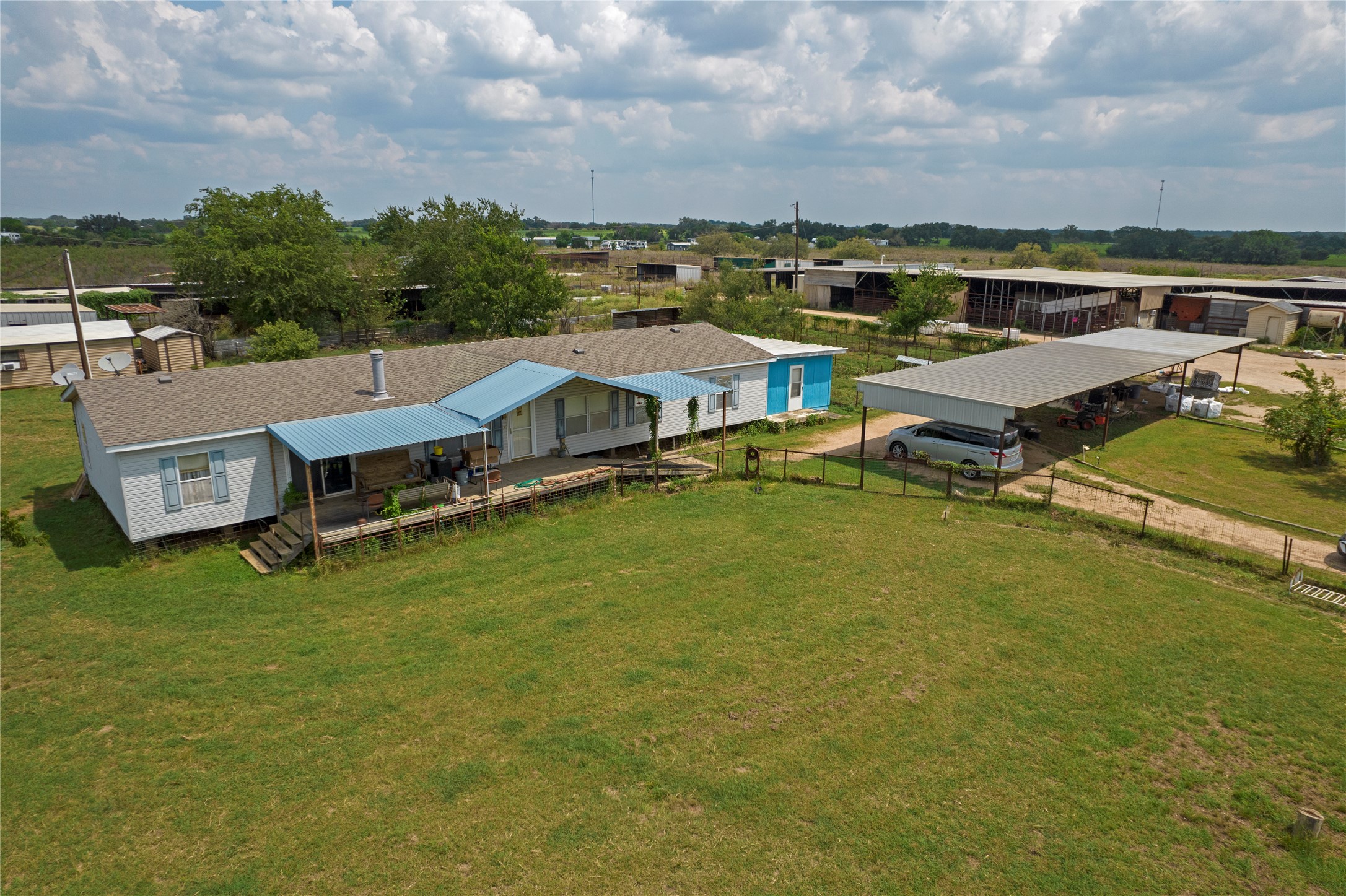 main property photo 7