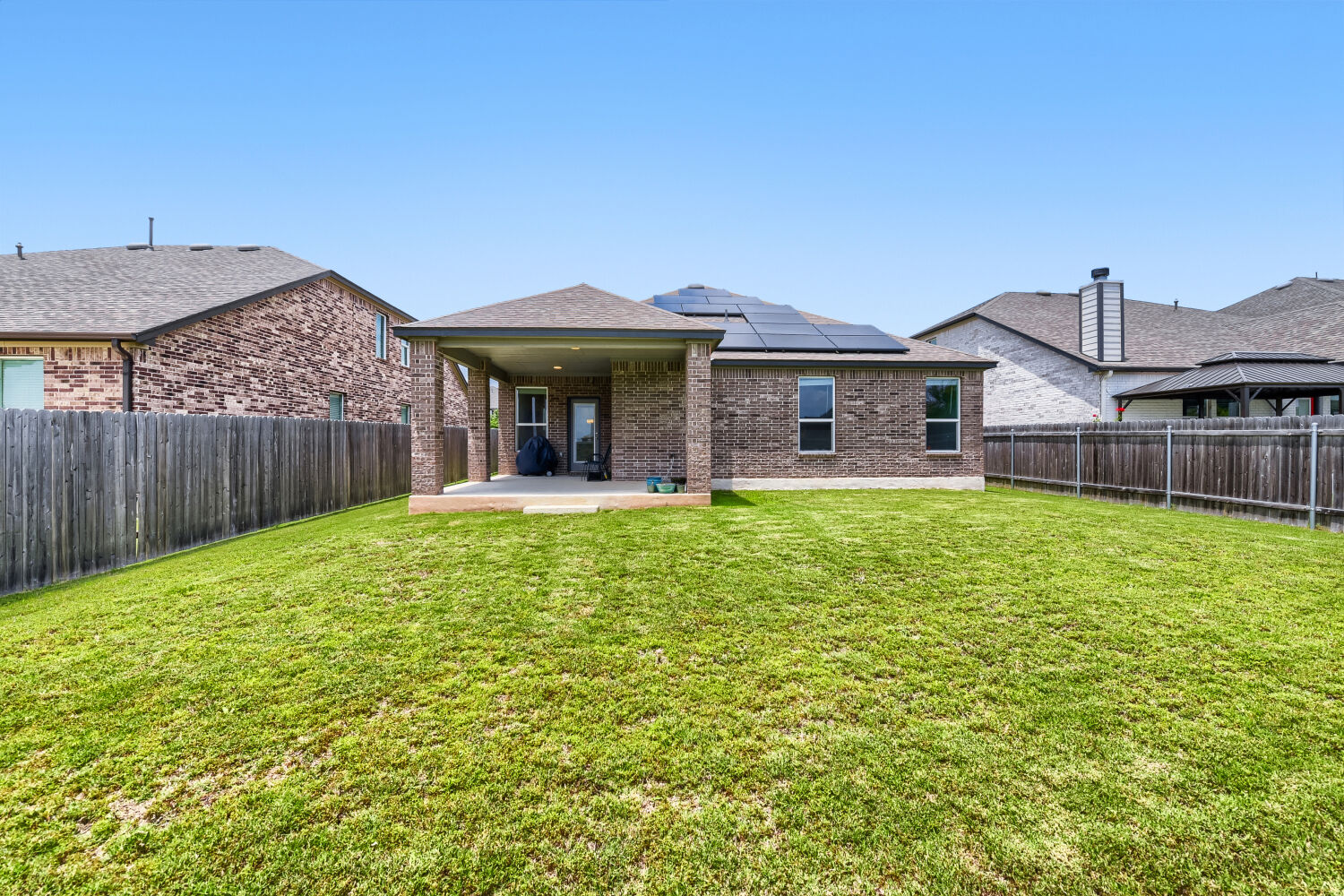 main property photo 24