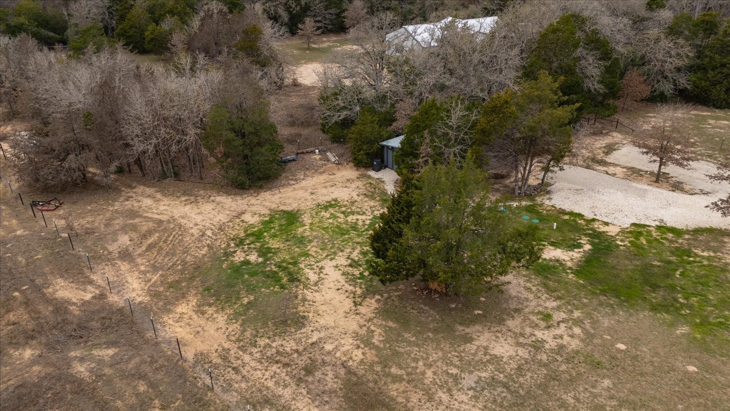 main property photo 11