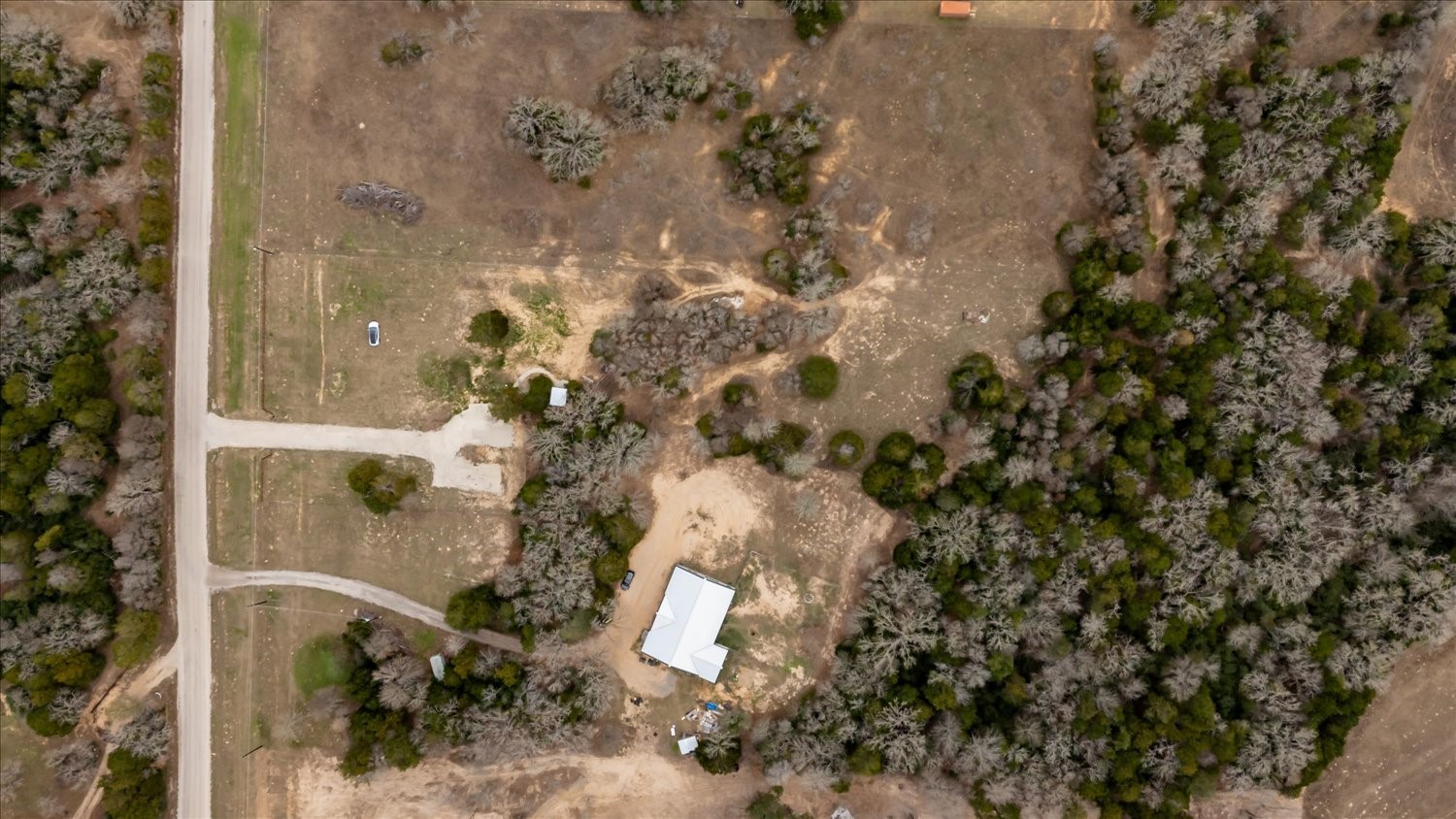 main property photo 18