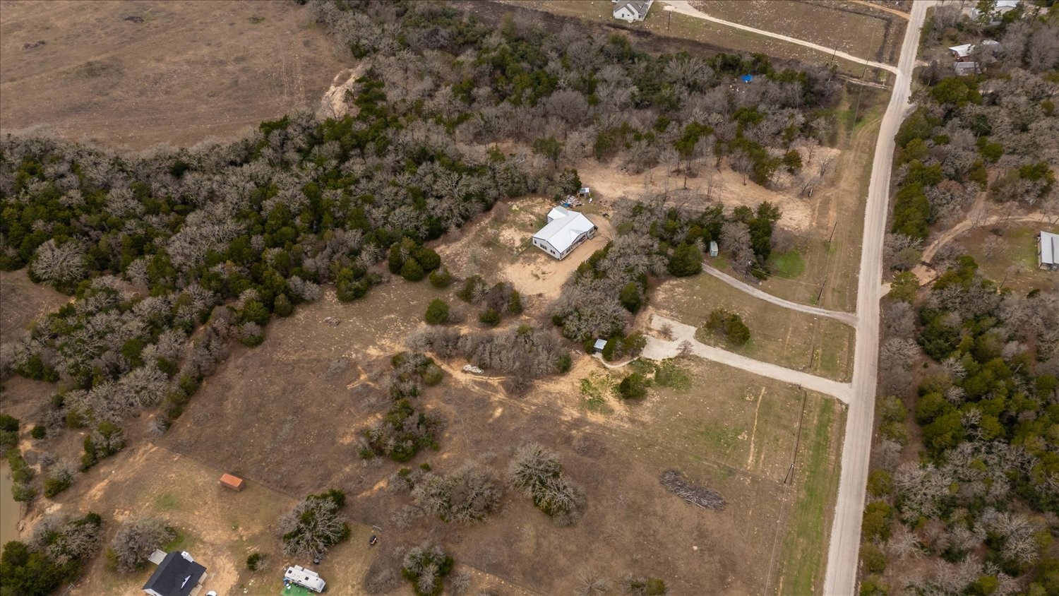 main property photo 20