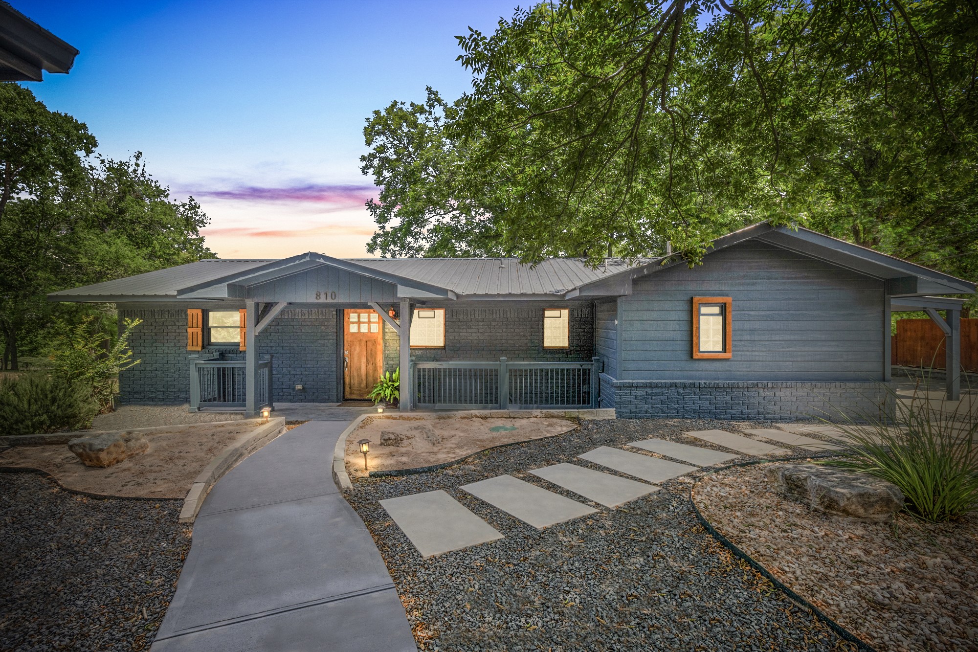 main property photo 5
