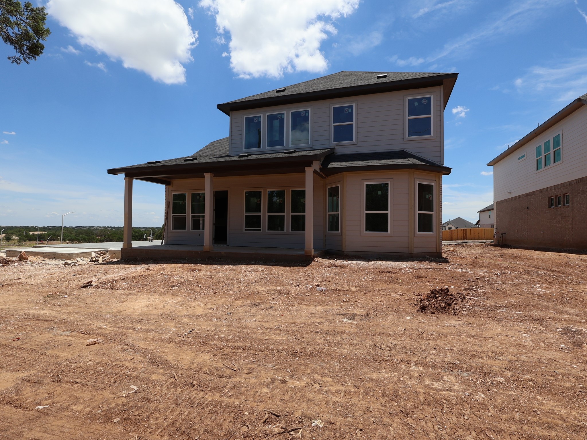 main property photo 9