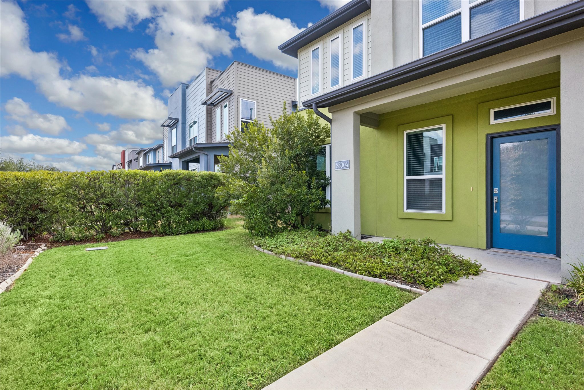 main property photo 28