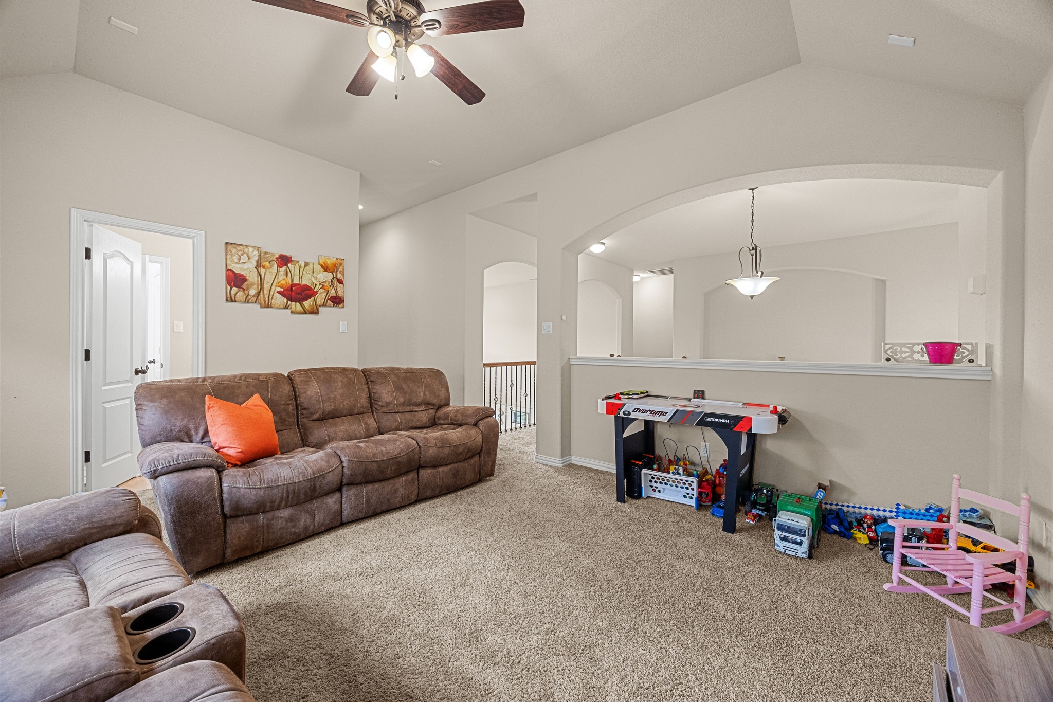 main property photo 25
