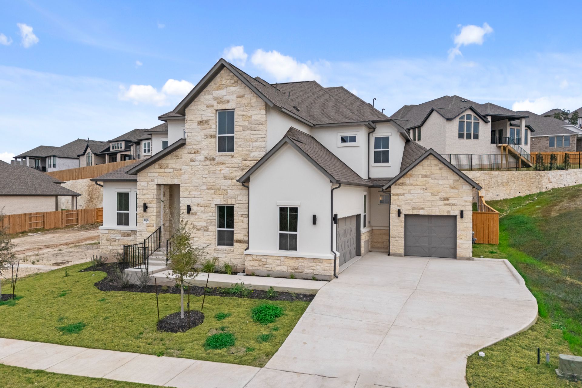 main property photo 1