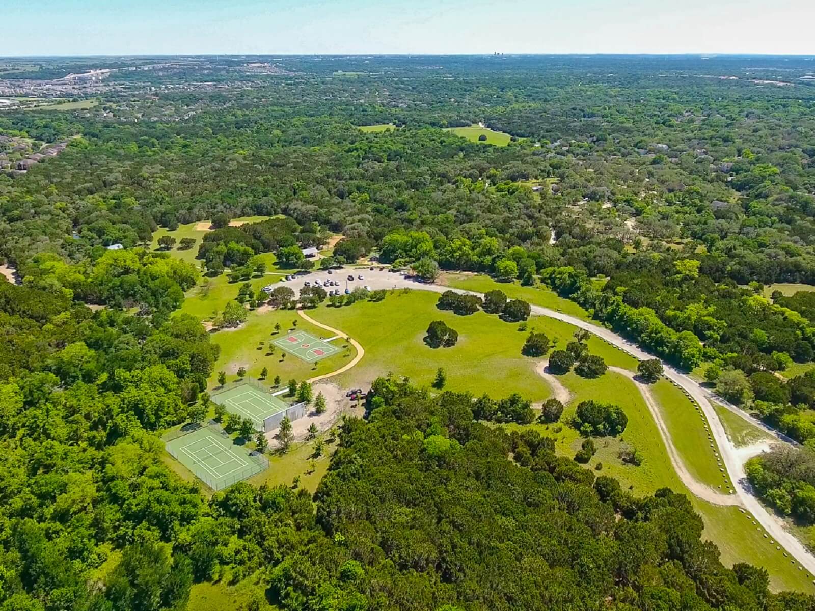 main property photo 8