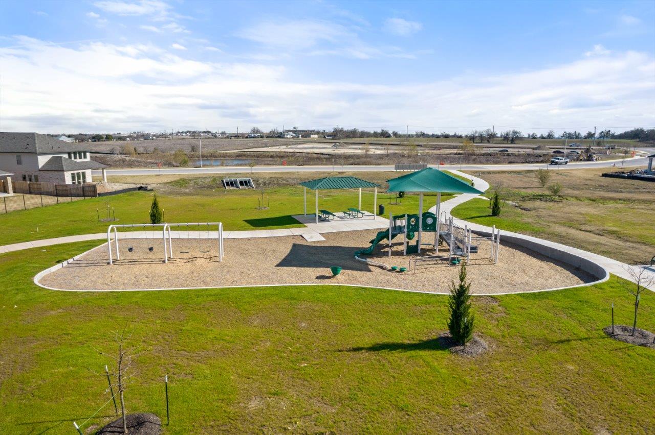 main property photo 36