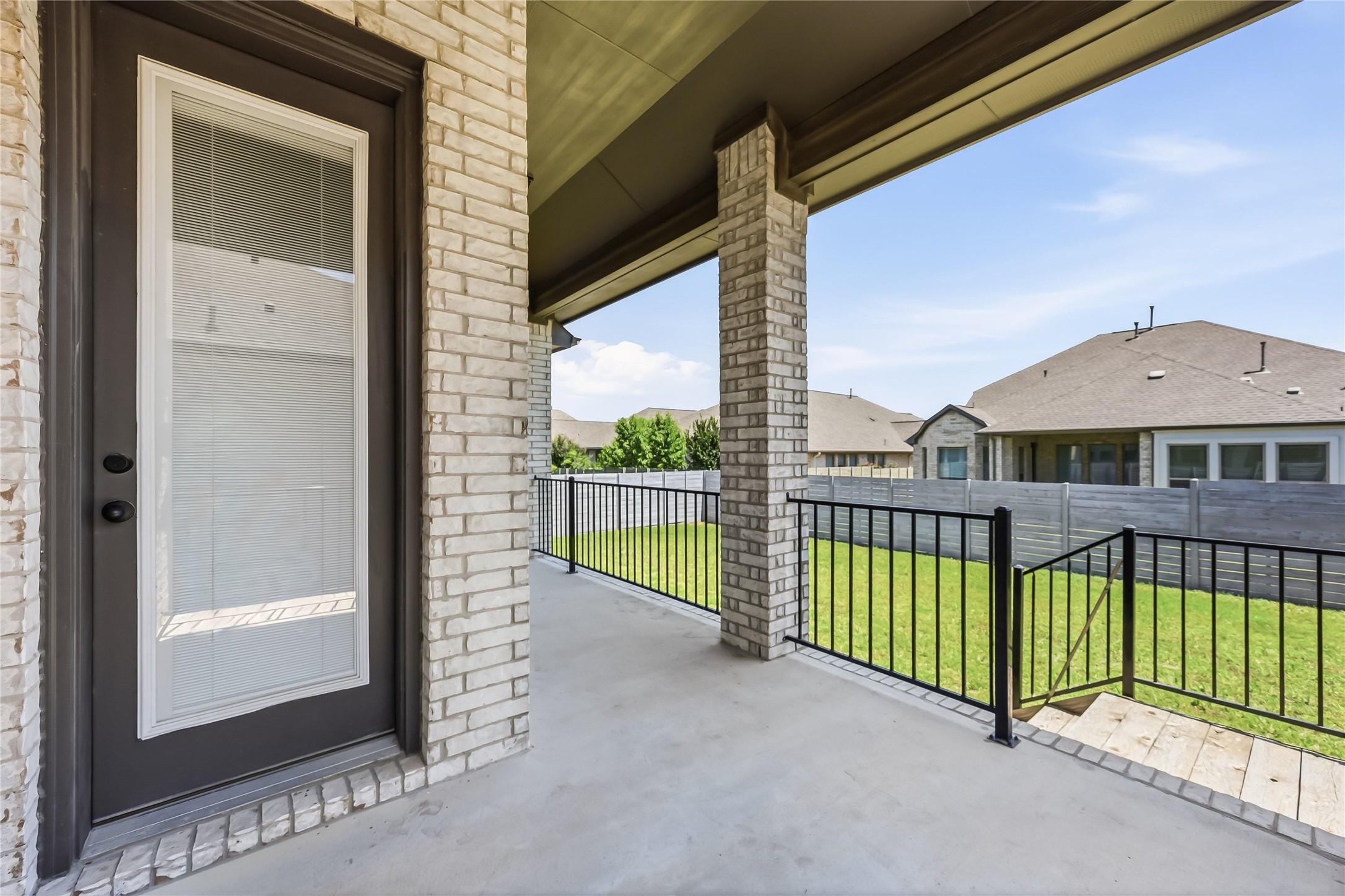 main property photo 31