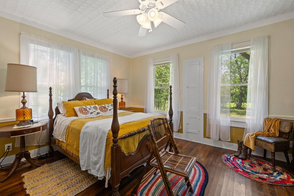 main property photo 15