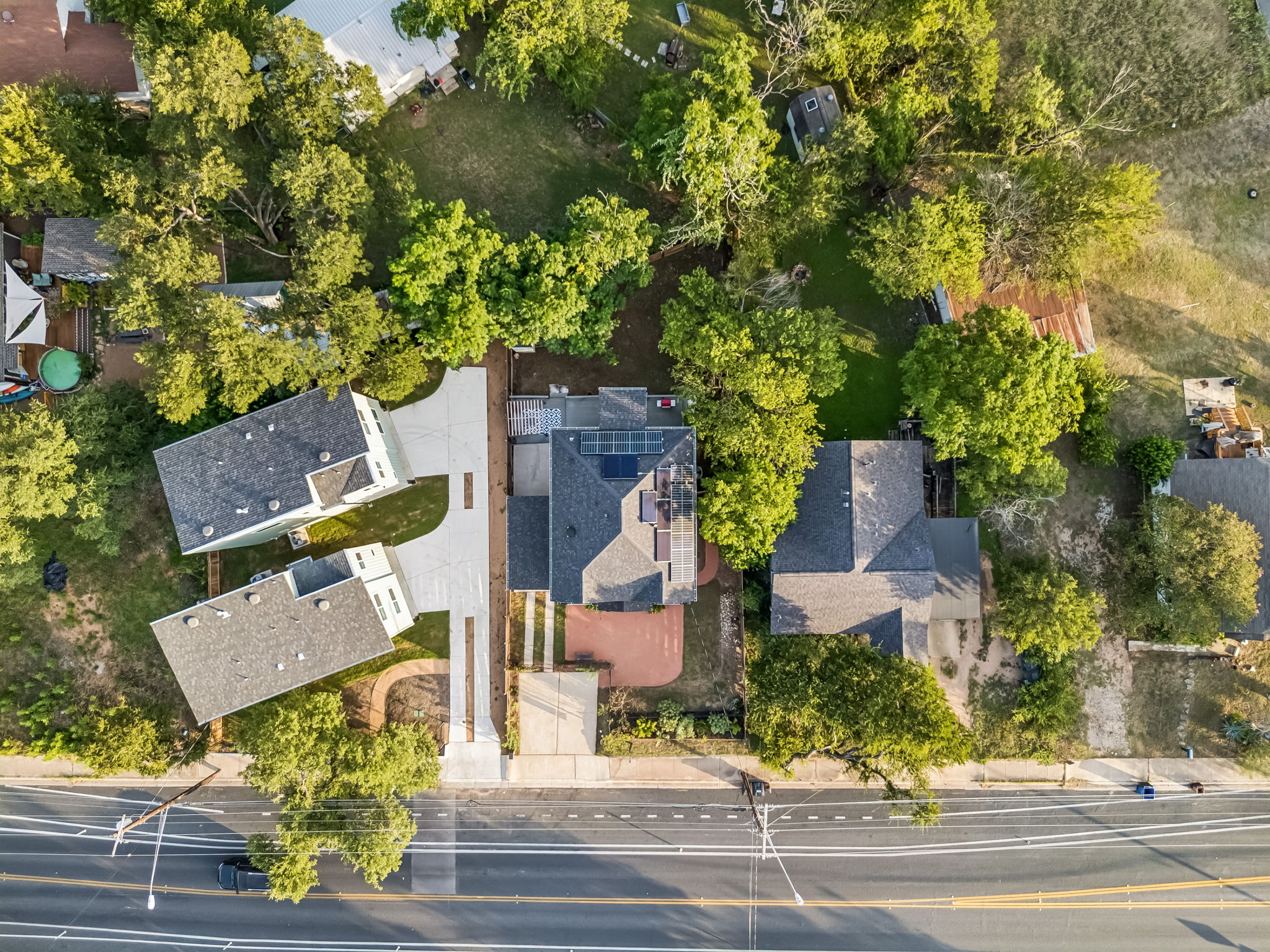 main property photo 37