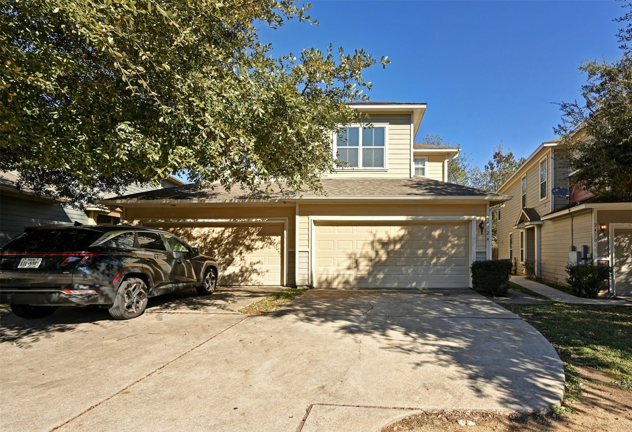 main property photo 23