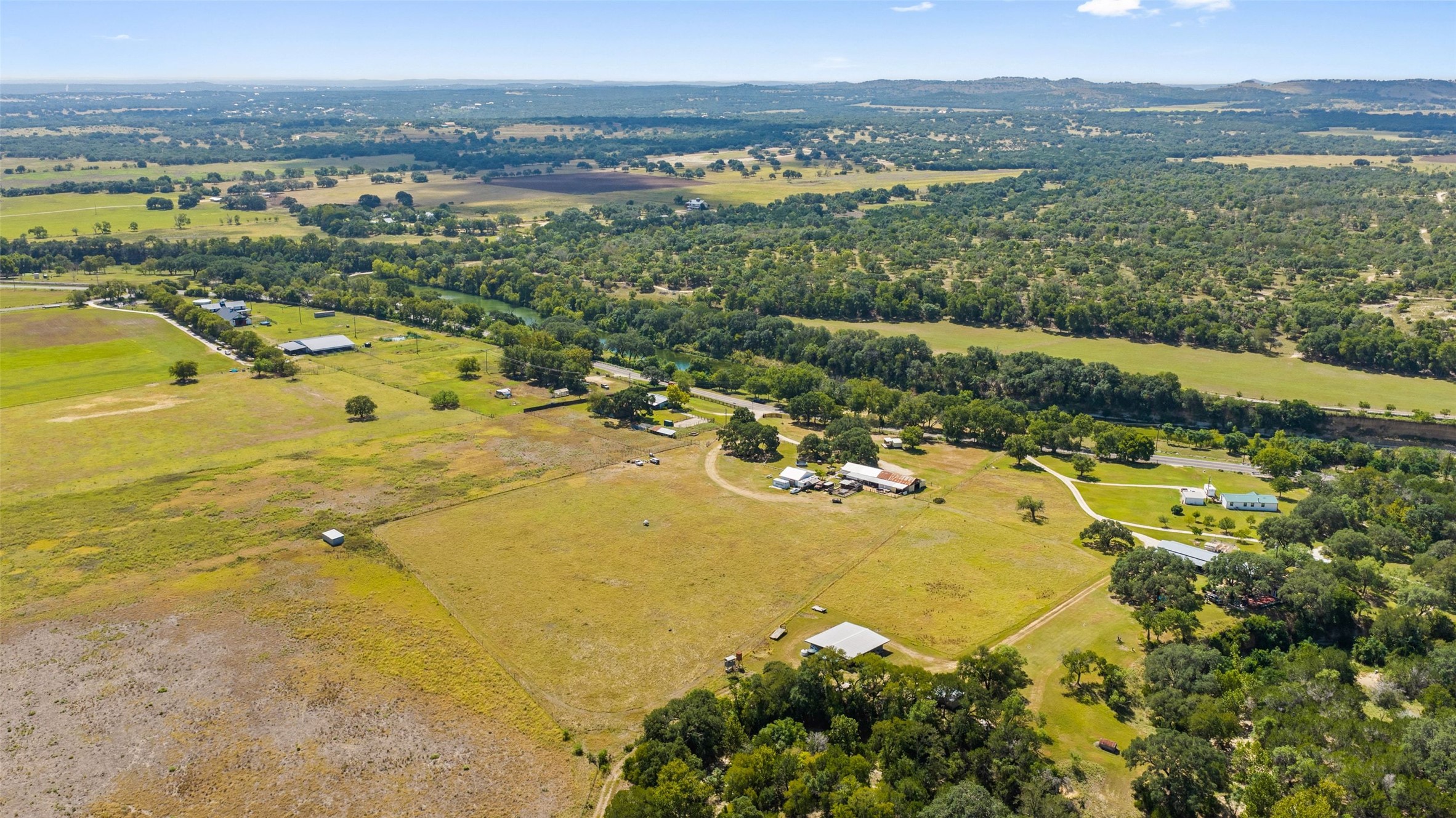 main property photo 35