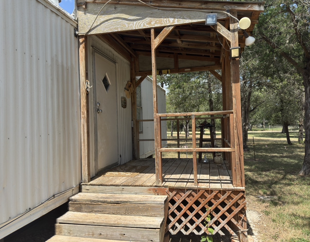 main property photo 5