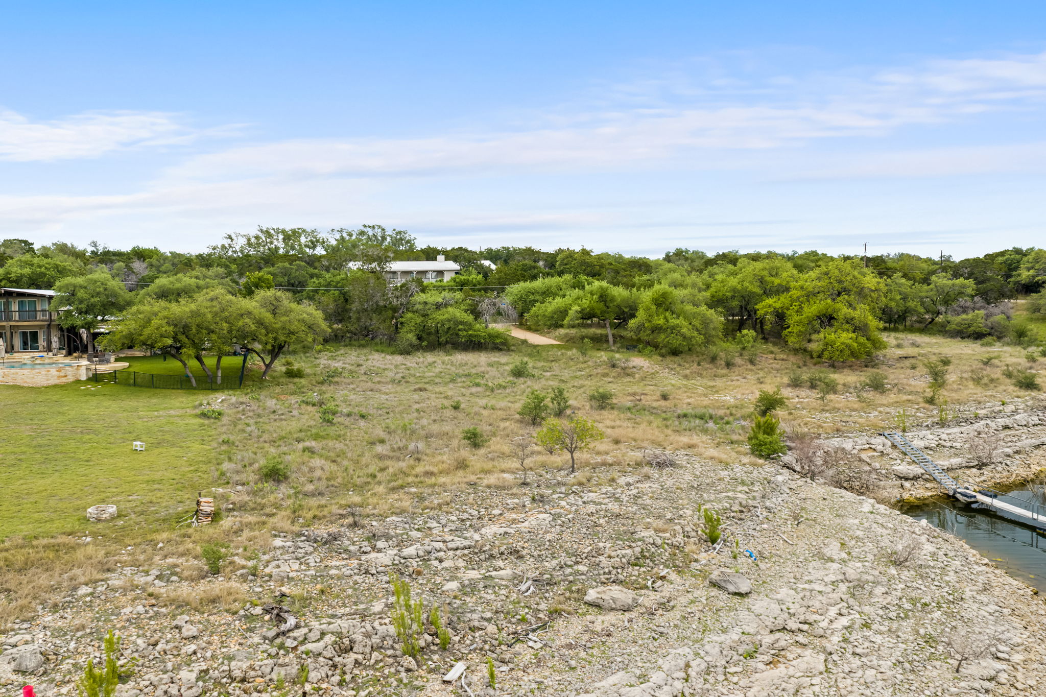 main property photo 12