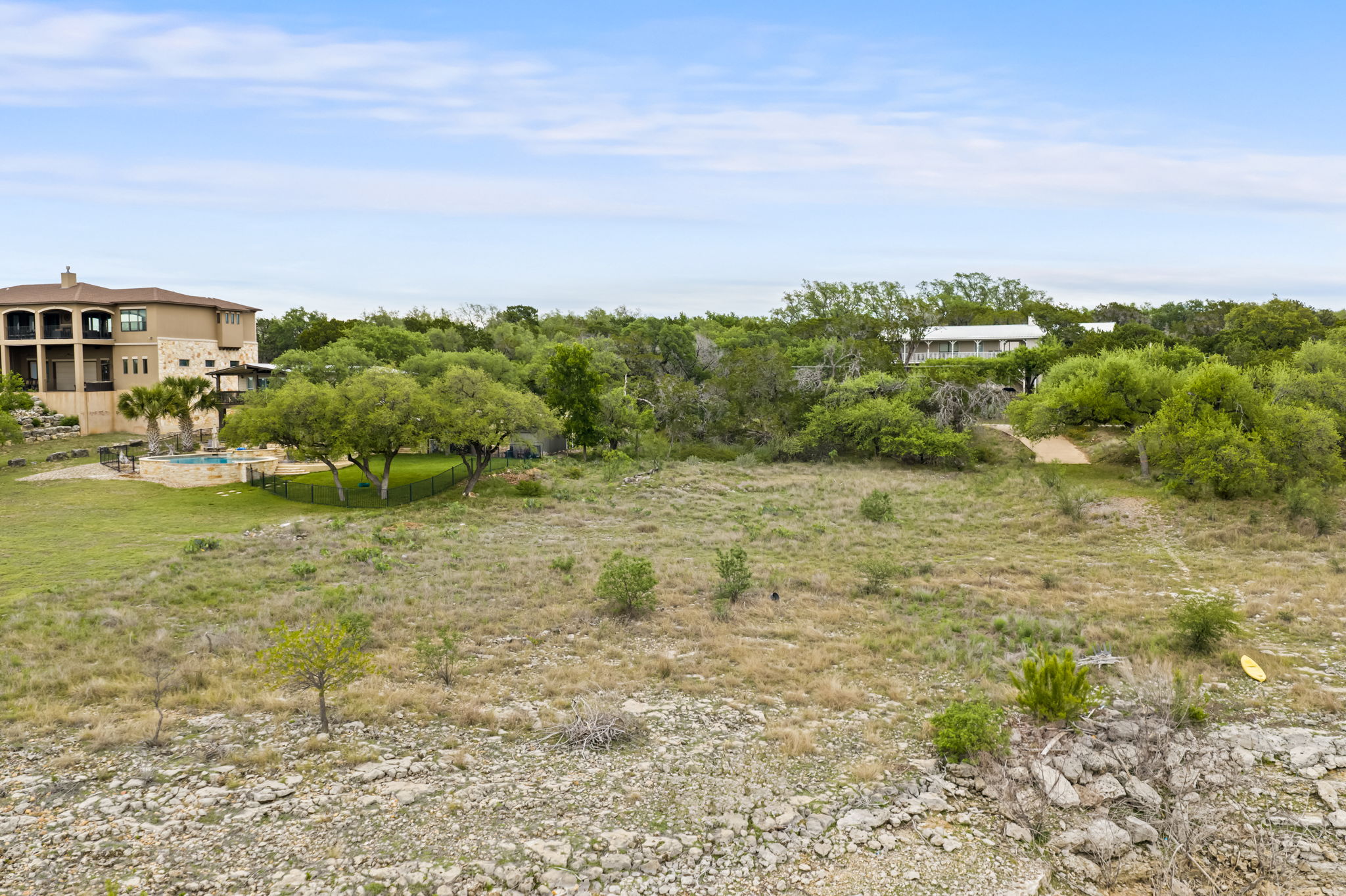 main property photo 13