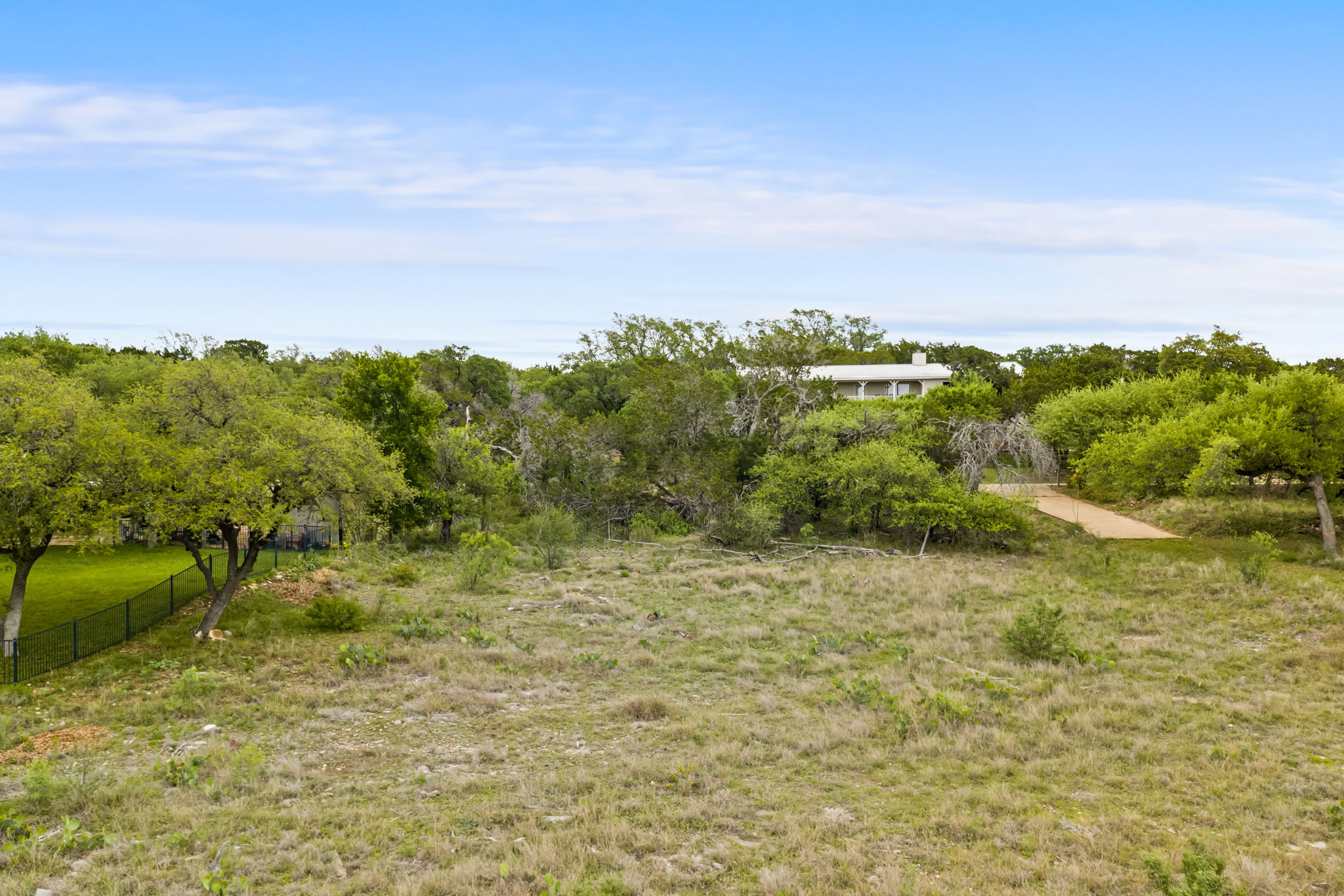 main property photo 14