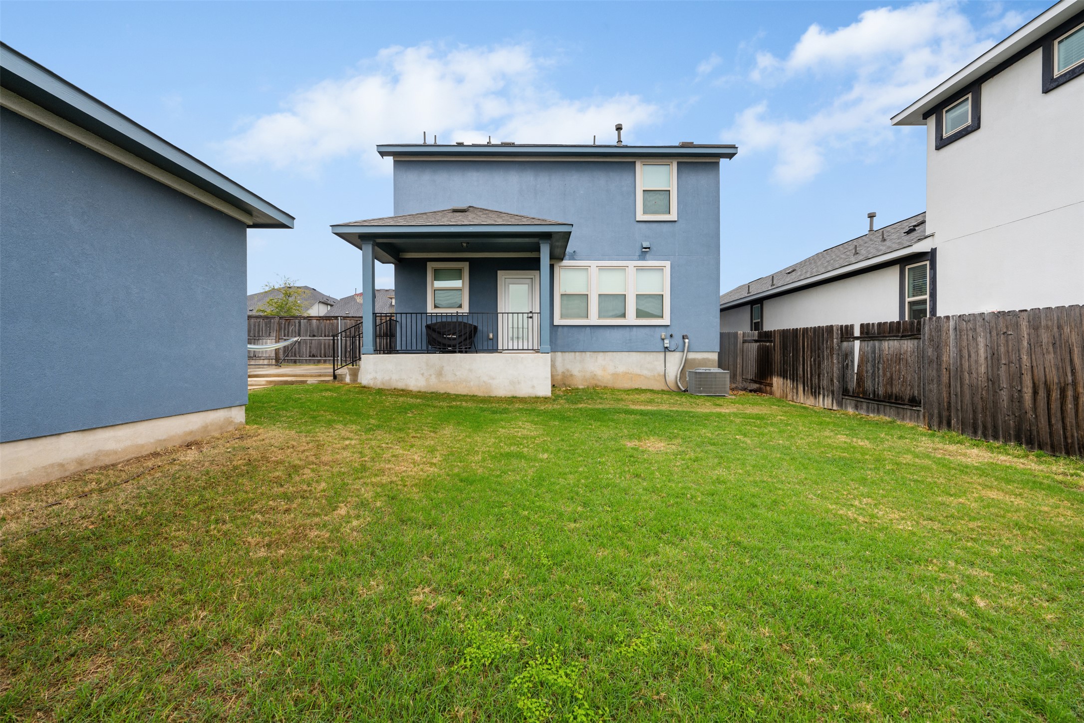 main property photo 34